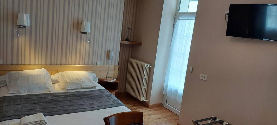 Hôtel pour 2 personnes, animaux acceptés dans Thermes de Barèges-Barzun - 2