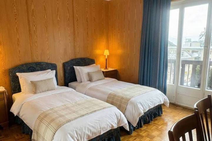 Cabane en bois pour 13 personnes, avec jardin et balcon à Crans-Montana - 4