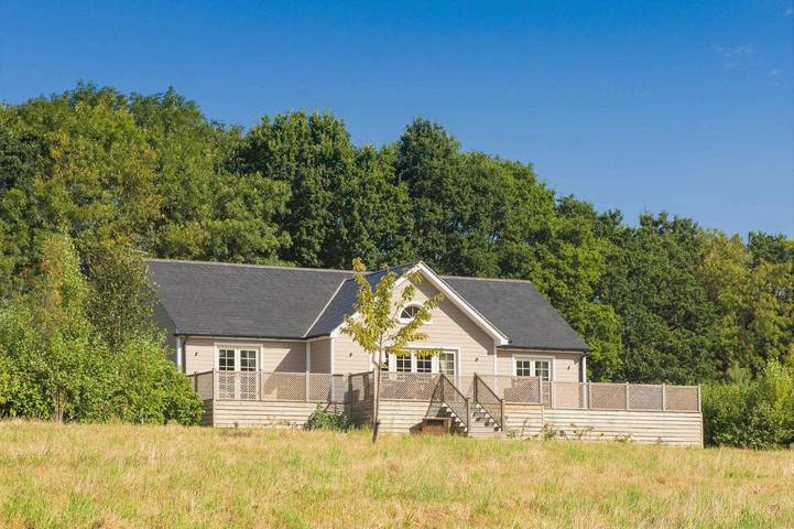 Holiday home for 4 people, with garden and hot tub - 1