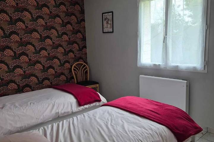 Location de vacances pour 4 personnes, avec jardin à Saint-Hilaire-de-Chaléons - 3