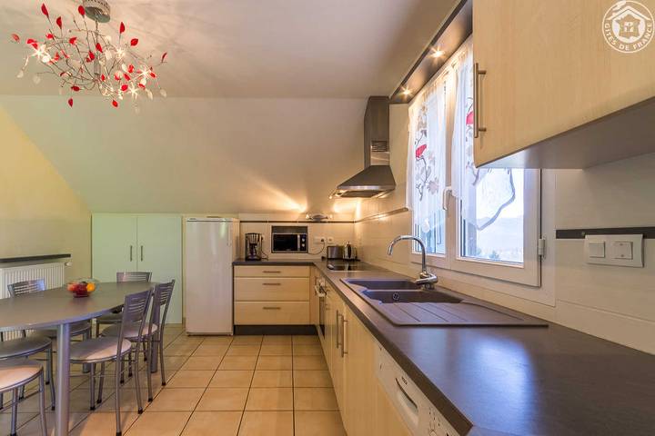 Gîte pour 6 personnes, avec jardin et terrasse à Drumettaz-Clarafond - 4