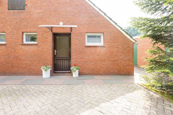 Ferienhaus für 5 Personen, mit Terrasse und Garten in Hesel - 2