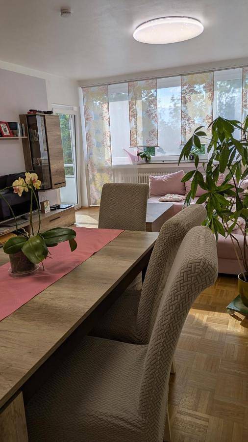 Ferienwohnung für 6 Personen, mit Whirlpool und Balkon, mit Haustier in Bielefeld - 4