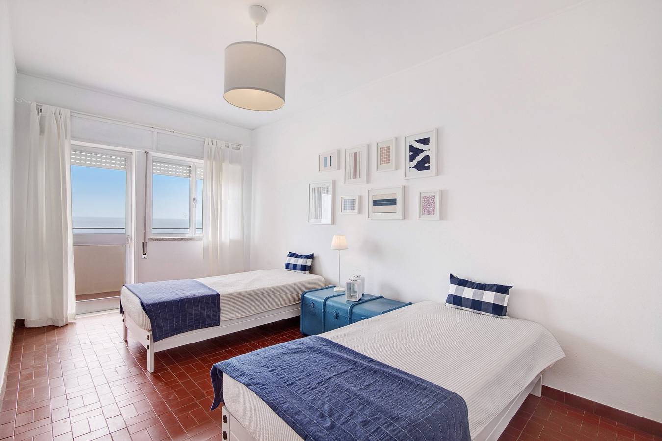 Appartamento intero, Appartamento 'Mar Azul - Quarteira' con Vista Mare, Balcone e Wi-Fi in Cavacos, Quarteira