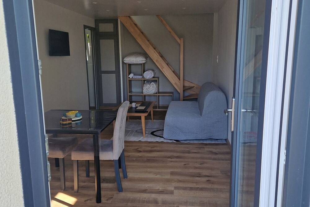 10 minutes from Mont Saint Michel: small new house. in Pontorson, Avranches region