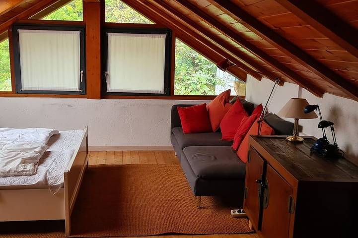 Grosszügiges Landhaus für max. 8 Pers. in traumhafter Lage auf der Alpensüdseite in Valleggia (Montescheno), Montescheno