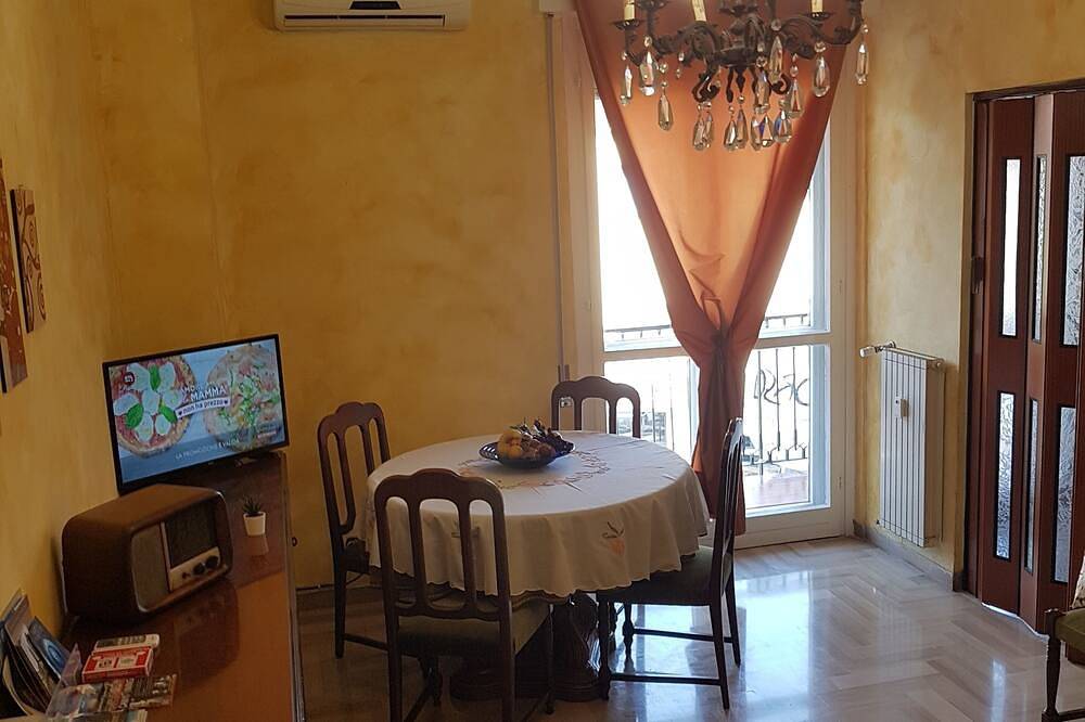 Entire apartment, Casa Marisa Citra 00902-lt0154 Appartamento Vicino al Mare e dal Centro Storico in Albenga, Riviera di Ponente