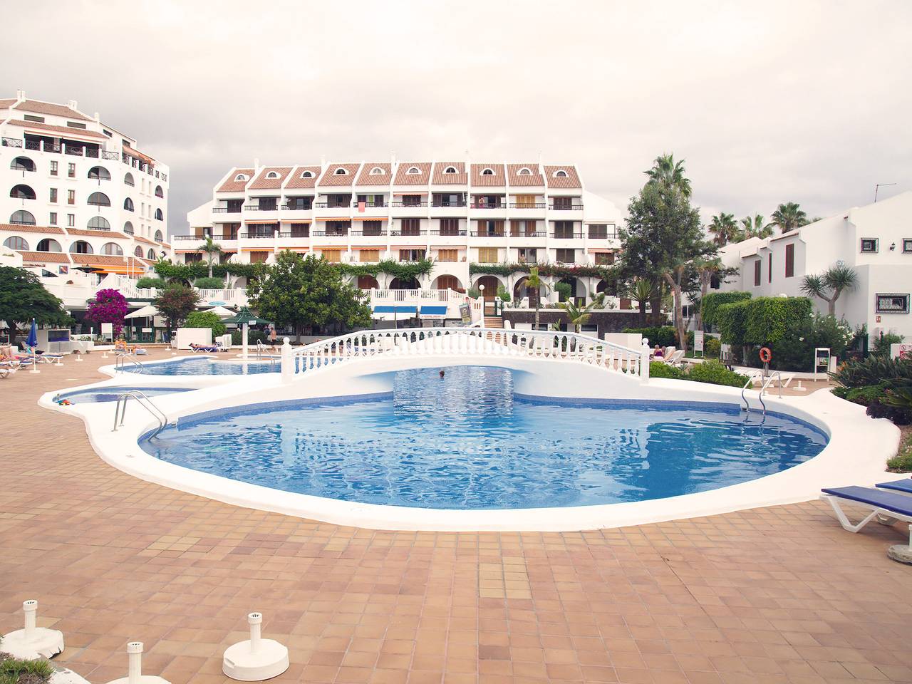 2 min Walk to Beach - Private Solarium Bungalow in Playa de las Américas, Arona