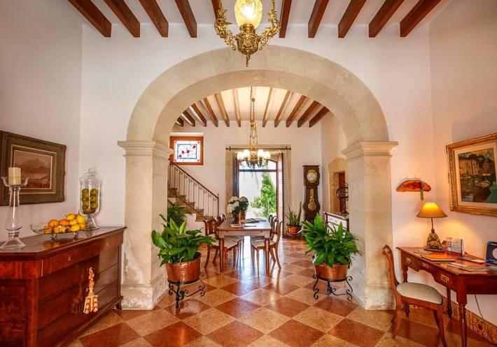Ferienhaus für 2 Personen, mit Terrasse und Garten sowie Pool und Seeblick auf Mallorca Inselmitte