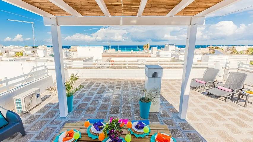 Holiday home for 9 people, with balcony - 1