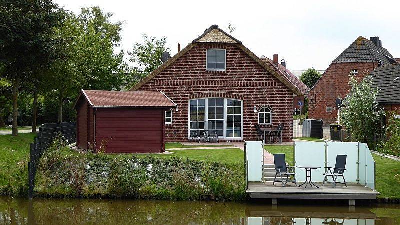Ferienhaus für 6 Personen, mit Terrasse und Garten sowie Ausblick in Eilsum