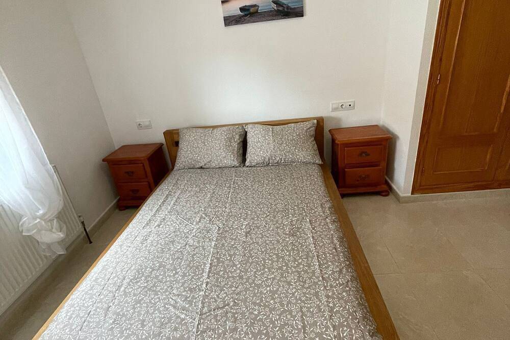 Spacious family friendly Villa with Terrace and pool to watch the Sun go down in Busot, Costa Blanca