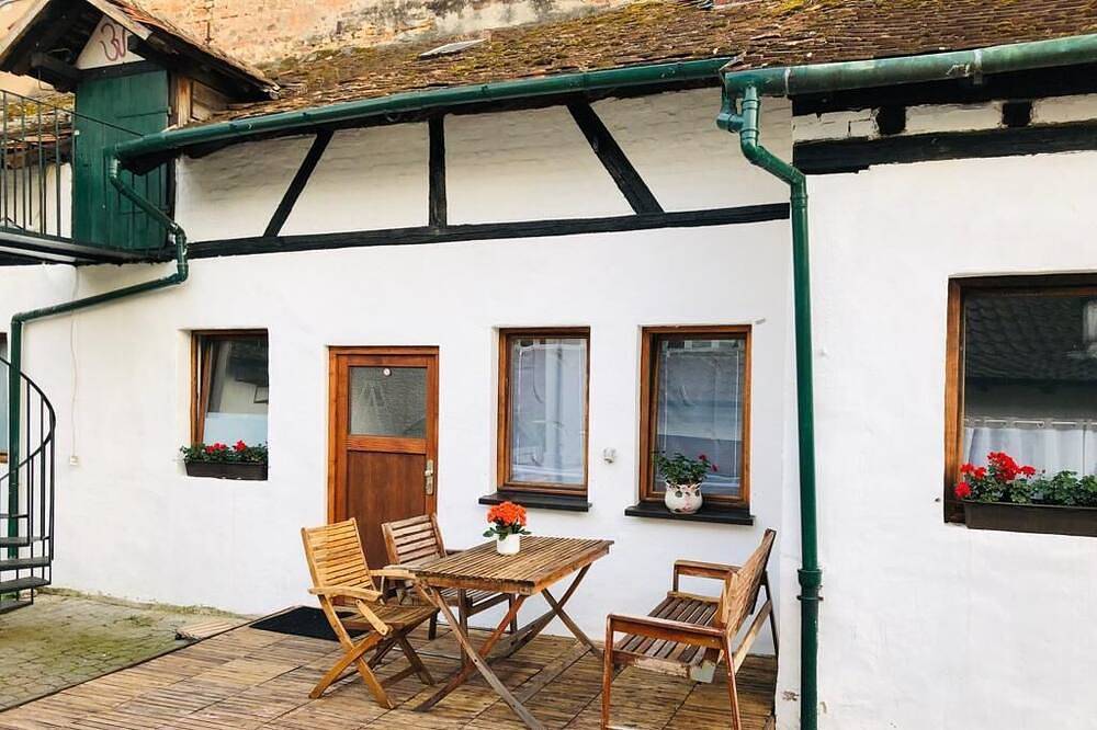 Ganze Wohnung, Fisherman's Lodge: 1 Zimmer (Wohn/Schlafzimmer) -Bad-Küche-30 Min nach Frankfurt in Offenbach, Südhessen