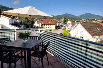 Gîte pour 2 personnes, avec vue et terrasse à Gernsbach