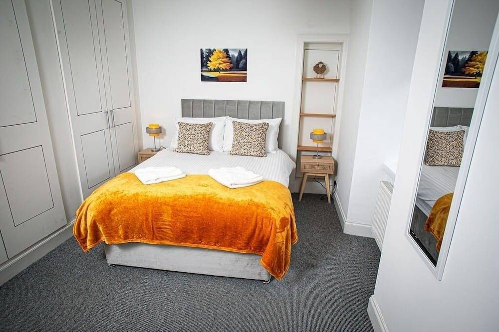 4 Bed Cottage in Gardenstown in Gardenstown, Aberdeenshire
