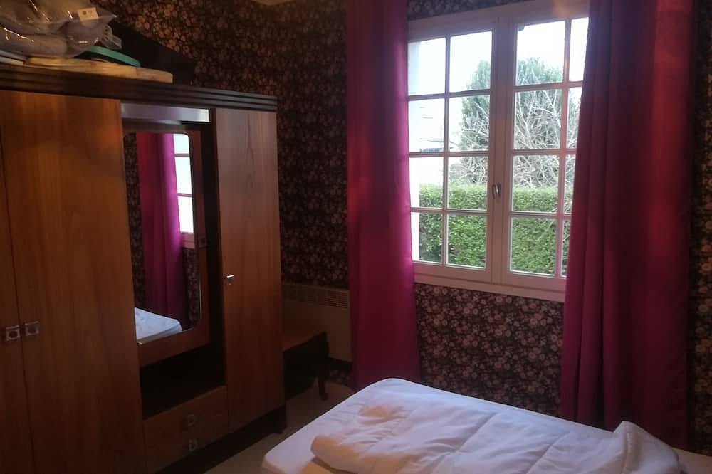 Angenehmer Bungalow für 4 Personen 60m vom Meer entfernt in Trédrez-Locquémeau, Ceinture Dorée
