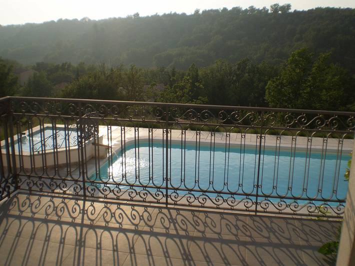 Gîte pour 12 personnes, avec piscine à Montagnac-Montpezat - 4