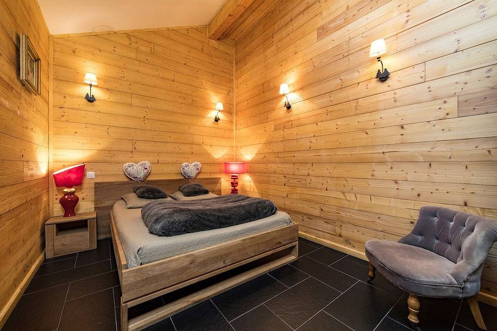 Overdekt zwembad, wellnessruimte, voor 8-10 personen (4 slaapkamers - 2 badkamers) in Ventron, Parc naturel régional des Ballons des Vosges