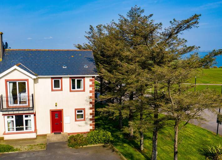 Holiday home for 5 people, with garden and balcony in Ireland