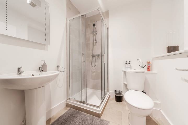 Apartamento vacacional entero, Central - Stay 2 - Near Transport - Paid Parking in Kent