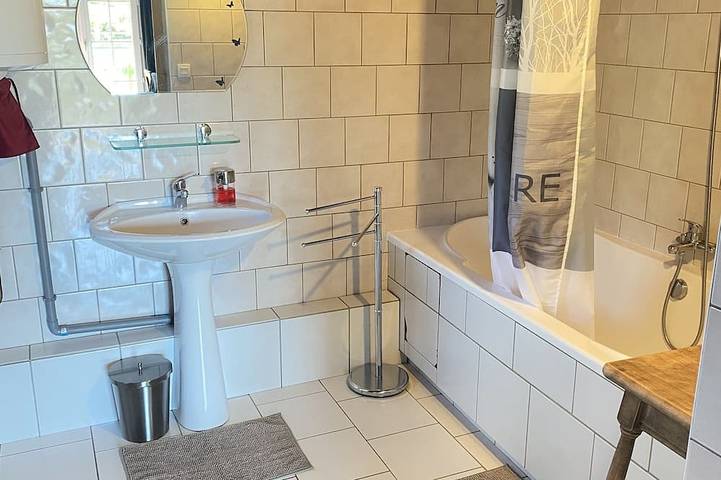 Gîte pour 4 personnes, avec jardin à Saint-Lattier - 4