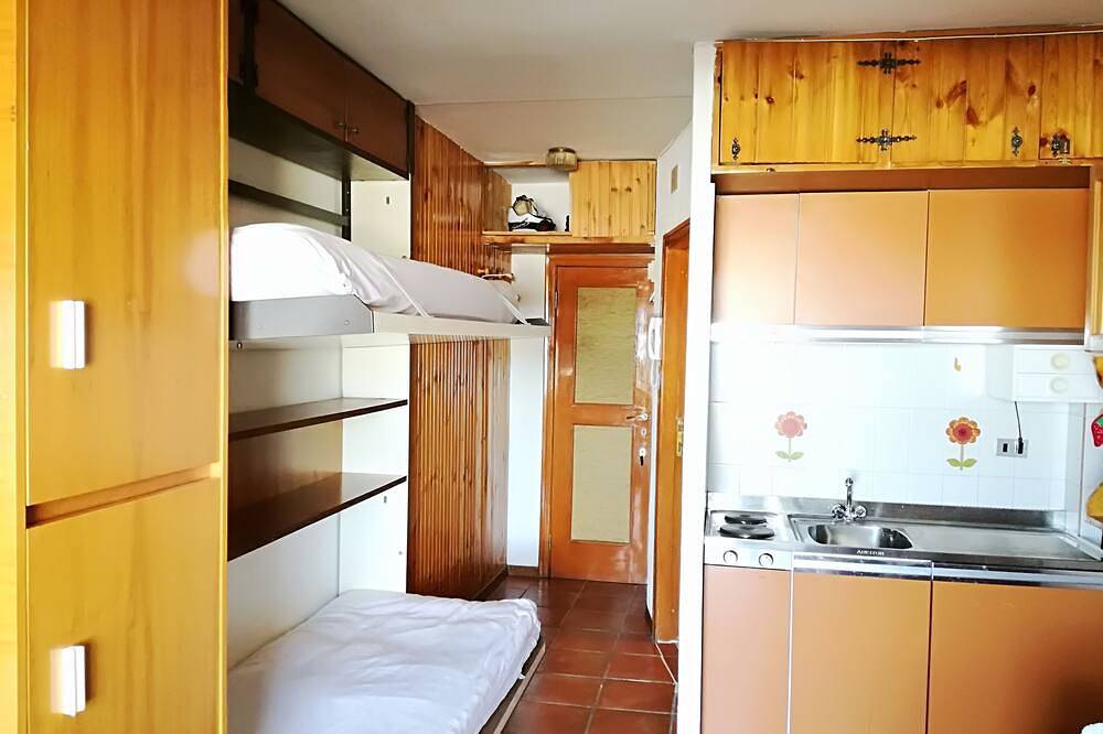 Monolocale con bagno all'interno di un condominio in Roccaraso, Alto Sangro