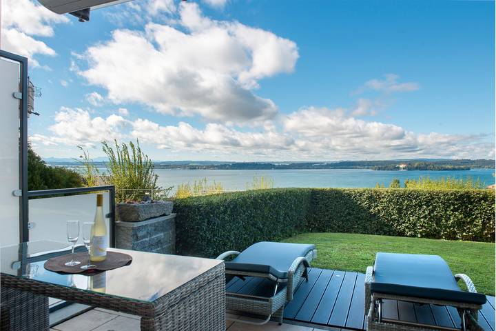 Ferienwohnung für 2 Personen, mit Seeblick und Garten in Unteruhldingen