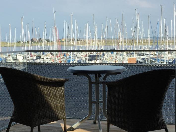 Ferienwohnung für 2 Personen, mit Seeblick und Balkon sowie Ausblick - 1