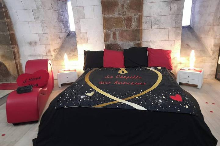 Gîte pour 2 personnes, avec jacuzzi à Ambrières-les-Vallées - 3