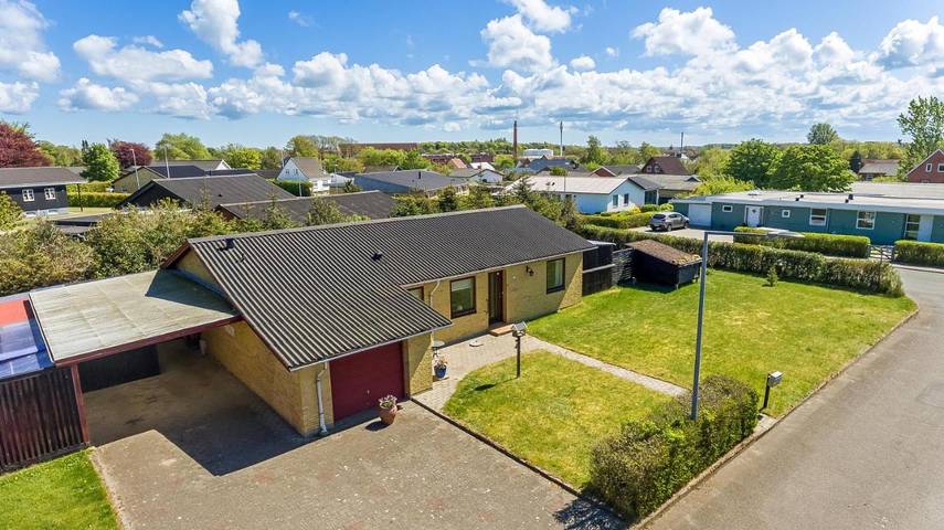 Ferienhaus für 4 Personen, mit Terrasse und Garten in Bindslev