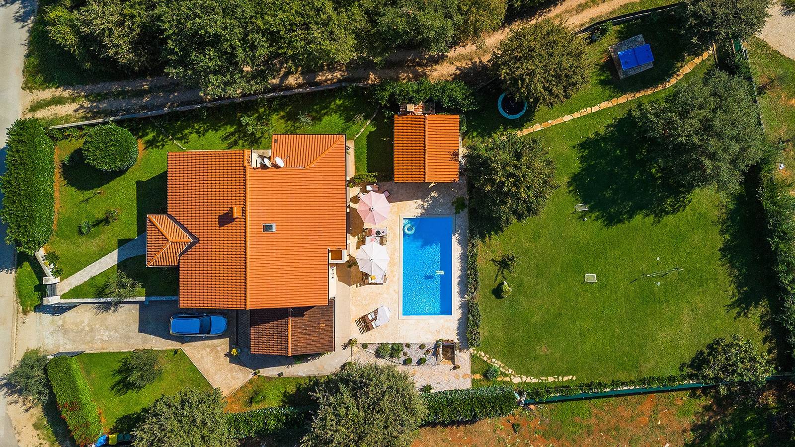 Villa Alma by Villas Guide in Heraki, Zentralistrien