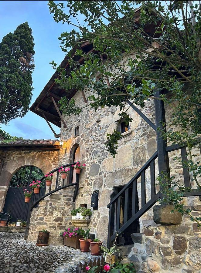 Location de vacances pour 4 personnes, avec Balcon et Vue à Potes - 2