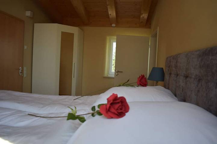 Ganze Wohnung, Palmengarten Luxus Pur in Finning, Ammersee
