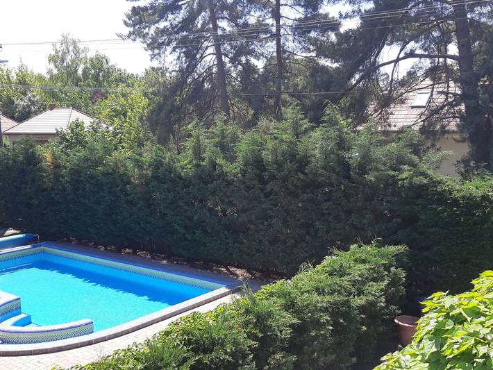 Ferienwohnung für 3 Personen, mit Balkon und Garten sowie Pool in Zamardi