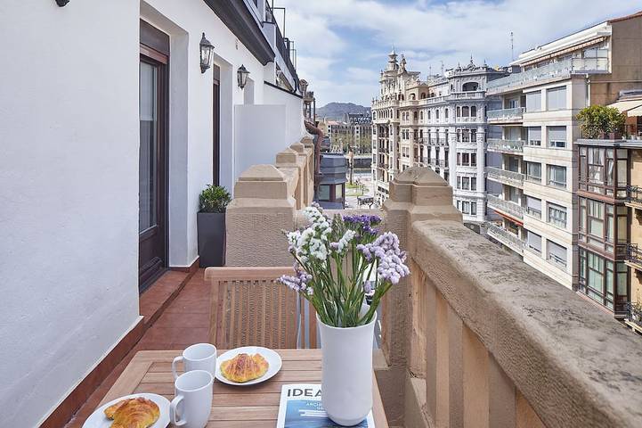 Vacation rental for 2 people, with balcony in Basque Country