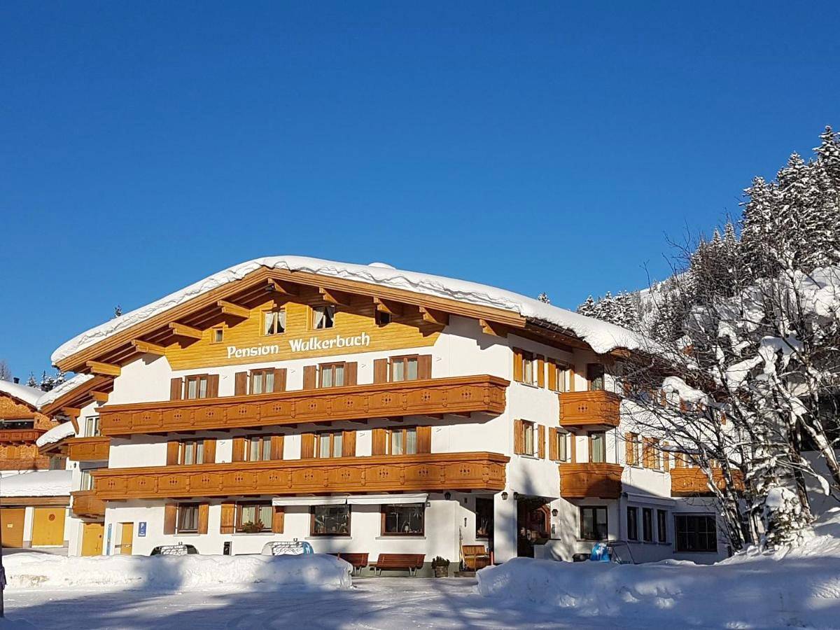 Apartment (4-6 Adults) in Lechtaler Alpen, Lech am Arlberg