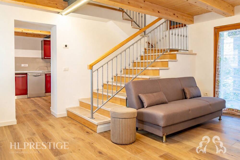 Apartamento entero, Elegancia histórica con vistas a las Dolomitas in Belluno, Schiara