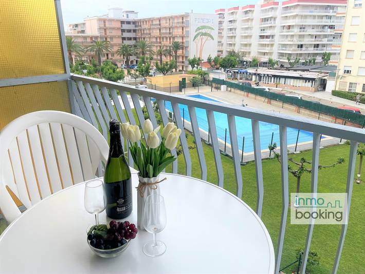 Location de vacances pour 6 personnes, avec Terrasse et Piscine à Platja de la Pineda