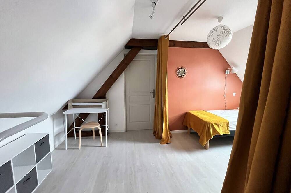 Apartamento entero, 2-bedroom holiday cottage between Colmar and Mulhouse. Ideal for business or family: Dishwasher, fiber optic internet, Smart Tv. On the Alsace Wine Route, with immediate road access and shops within walking distance. in Soultz-Haut-Rhin, Parque natural regional de los Ballons des Vosges