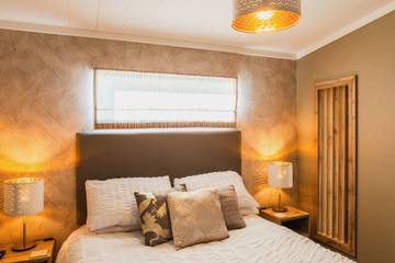 Lodge for 4 People in St. Helens, Isle of Wight, Photo 2
