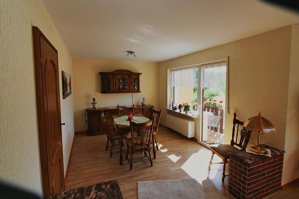 Ferienhaus Naturblick - 6-Bett-Ferienhaus Naturblick in Berndorf, Vulkaneifel