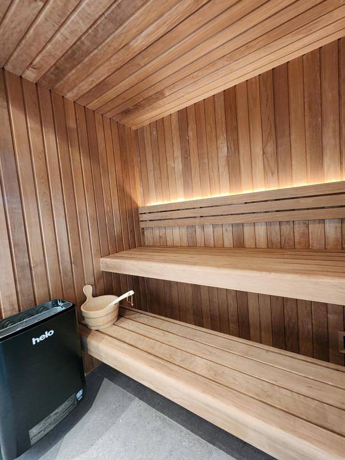 Location de vacances pour 2 personnes, avec jacuzzi et sauna ainsi que jardin et terrasse dans Bellevaux-Ligneuville - 2