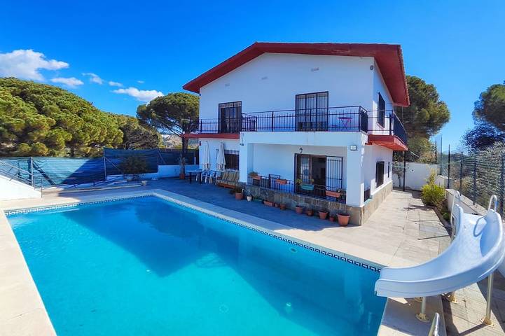 Casa de vacaciones para 10 personas, con terraza y jardín, Se admiten mascotas - 1