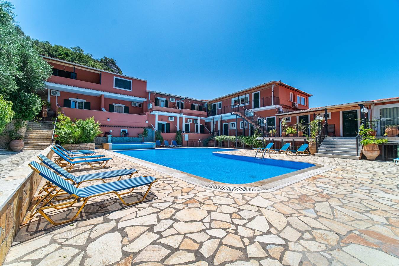 Studio entier, Studio "Arianna Studio Ground Floor 6" avec vue sur la mer, piscine partagée et Wi-Fi. in Paleokastritsa, Corfou