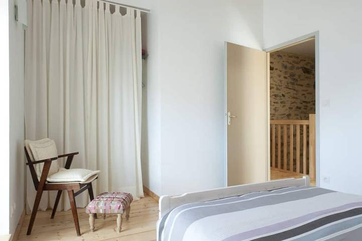 Gîte pour 8 personnes, avec terrasse et jardin dans Essarts-en-Bocage - 3