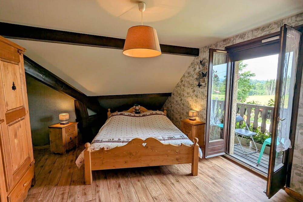 Family room with pool and Spa in Anould in Anould, Saint-Dié-des-Vosges