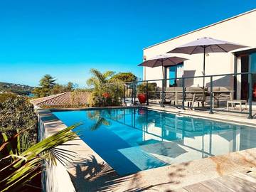Gîte pour 6 personnes, avec jardin ainsi que piscine et vue dans Plage d'Agosta