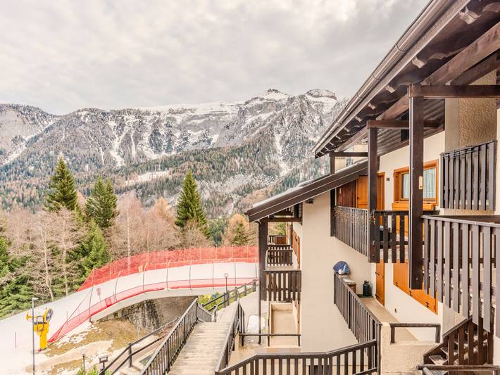 Agriturismo per 6 persone, con terrazza in Trentino