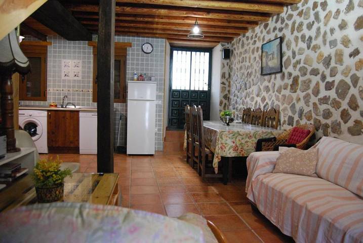 Casa rural para 9 personas, con jardín además de piscina y piscina para niños, Familias con niños en Comarca de Ávila - 4