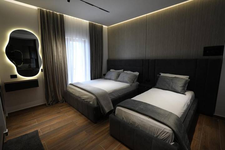 Maison d’hôte pour 3 personnes, avec vue ainsi que jardin et piscine, animaux acceptés à Saranda - 2